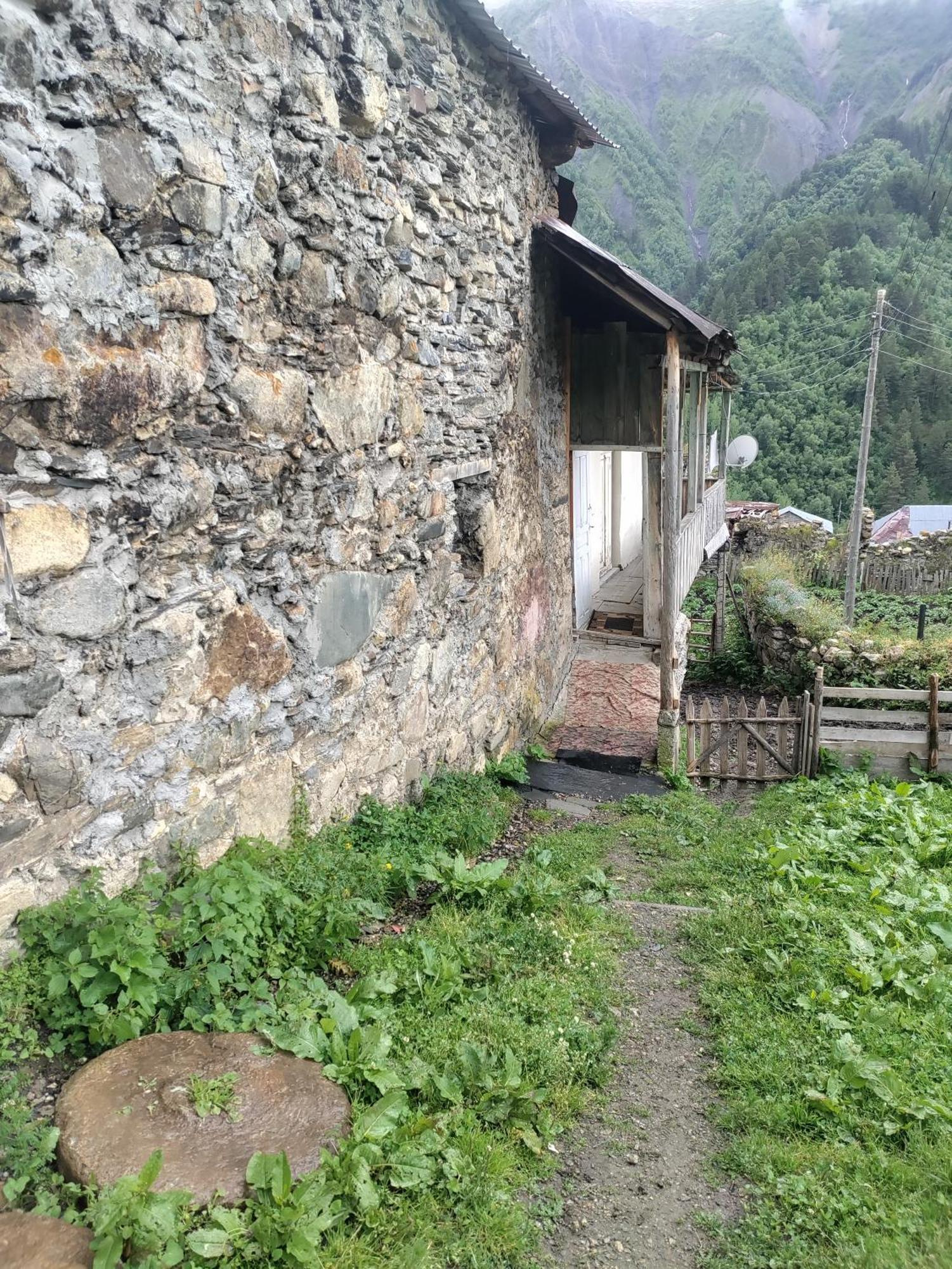 Guest House "Betqil" Adishi Exterior foto
